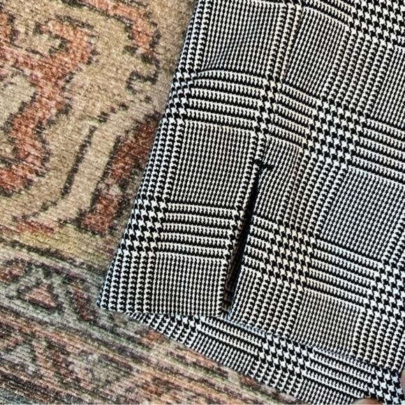 Ann Taylor Black and White Plaid Pants Size 0 - Picture 3 of 12